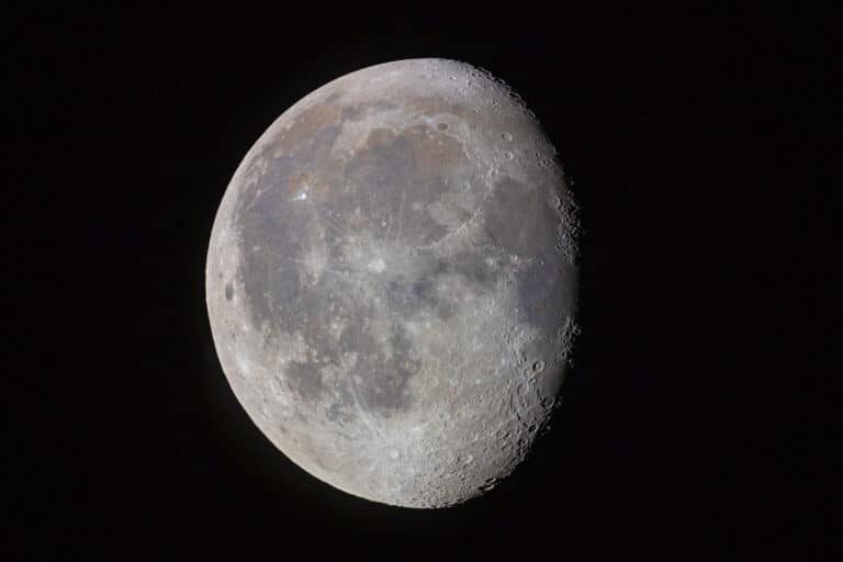 Луна / © Flickr