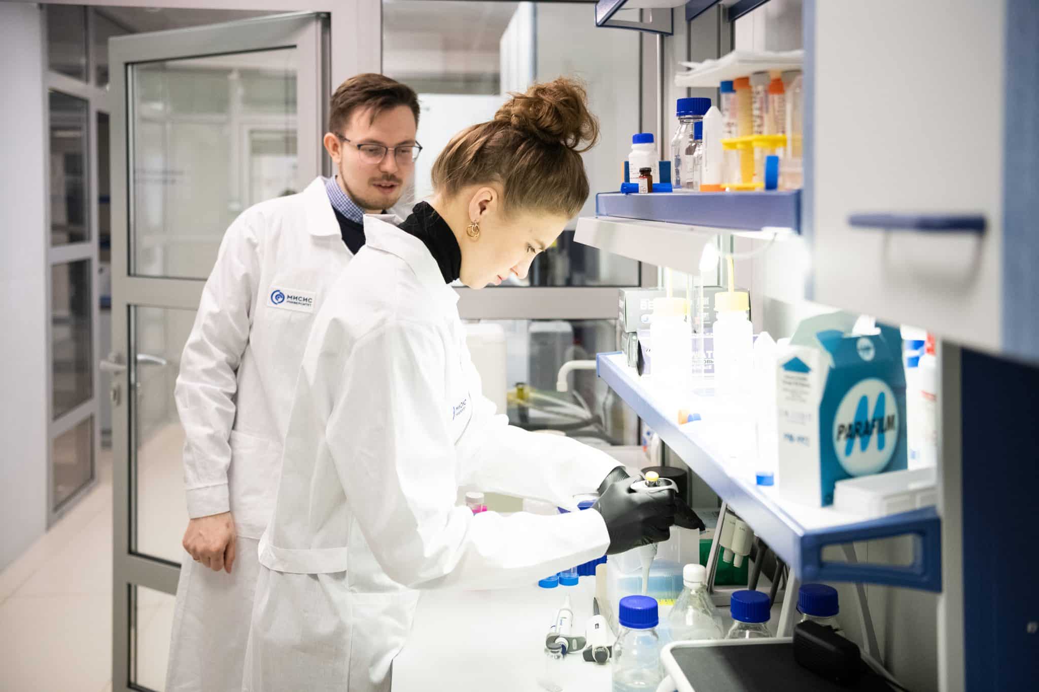 Реклама. ООО «ДНА». ERID: 2VtzqukRQ3J. Фото: © Университет науки и технологий МИСИС