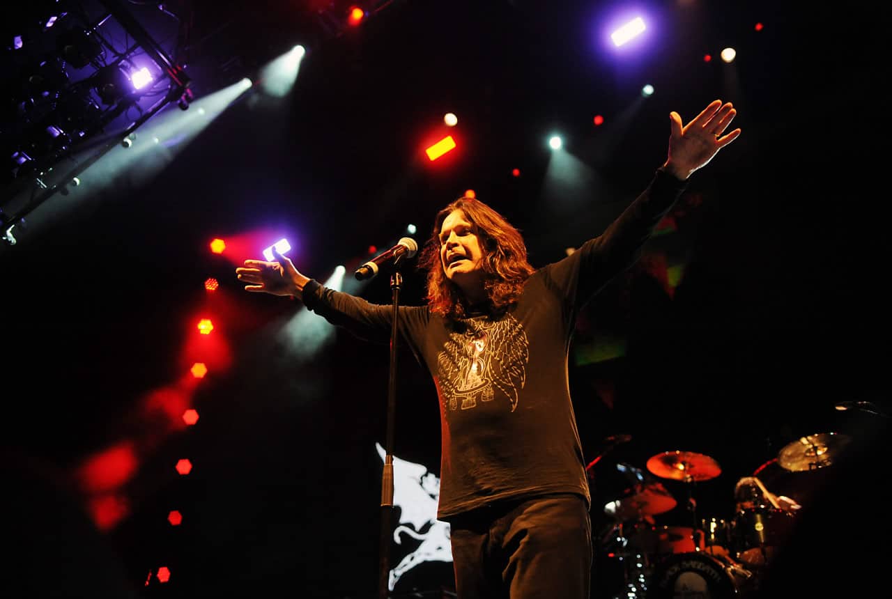 Оззи Осборн (Ozzy Osbourne), один из основателей и участник группы Black Sabbath на концерте в США, 2013 год / © Robert Duyos, ZUMAPRESS.com