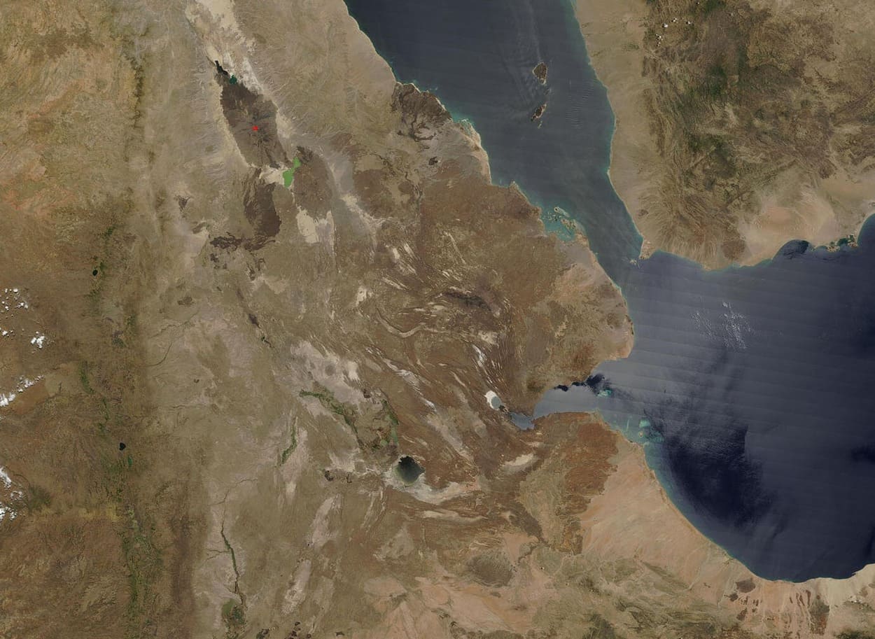 Афарский треугольник (снимок с борта спутника MODIS) / © Jacques Descloitres, MODIS Land Rapid Response Team, NASA/GSFC