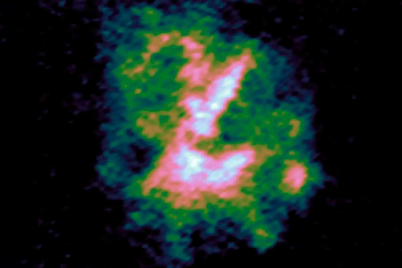 Пузырь газа вокруг красного сверхгиганта DFK 52 / © ALMA, Mark Siebert et al. 2025