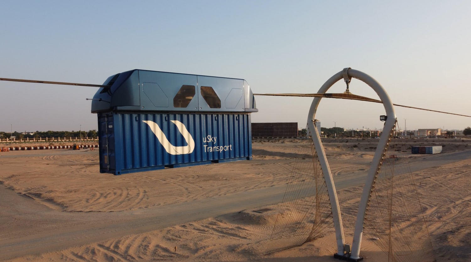 Подвесной бирельсовый грузовой юнимобиль. Предназначен для транспортировки специальных контейнеров в тропических условиях