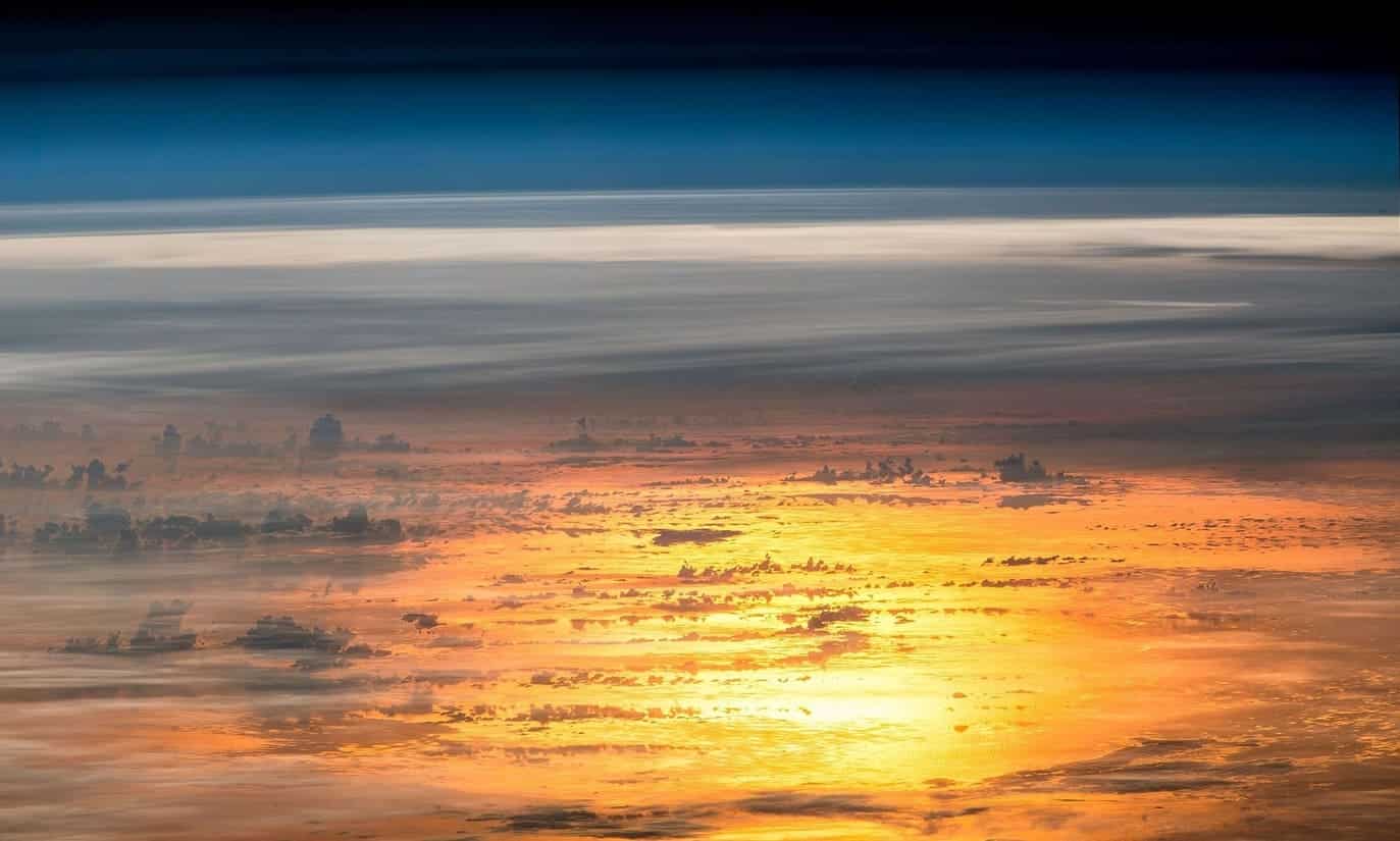 Закат над Землей, вид с борта Международной космической станции / © NASA/Jeff Williams