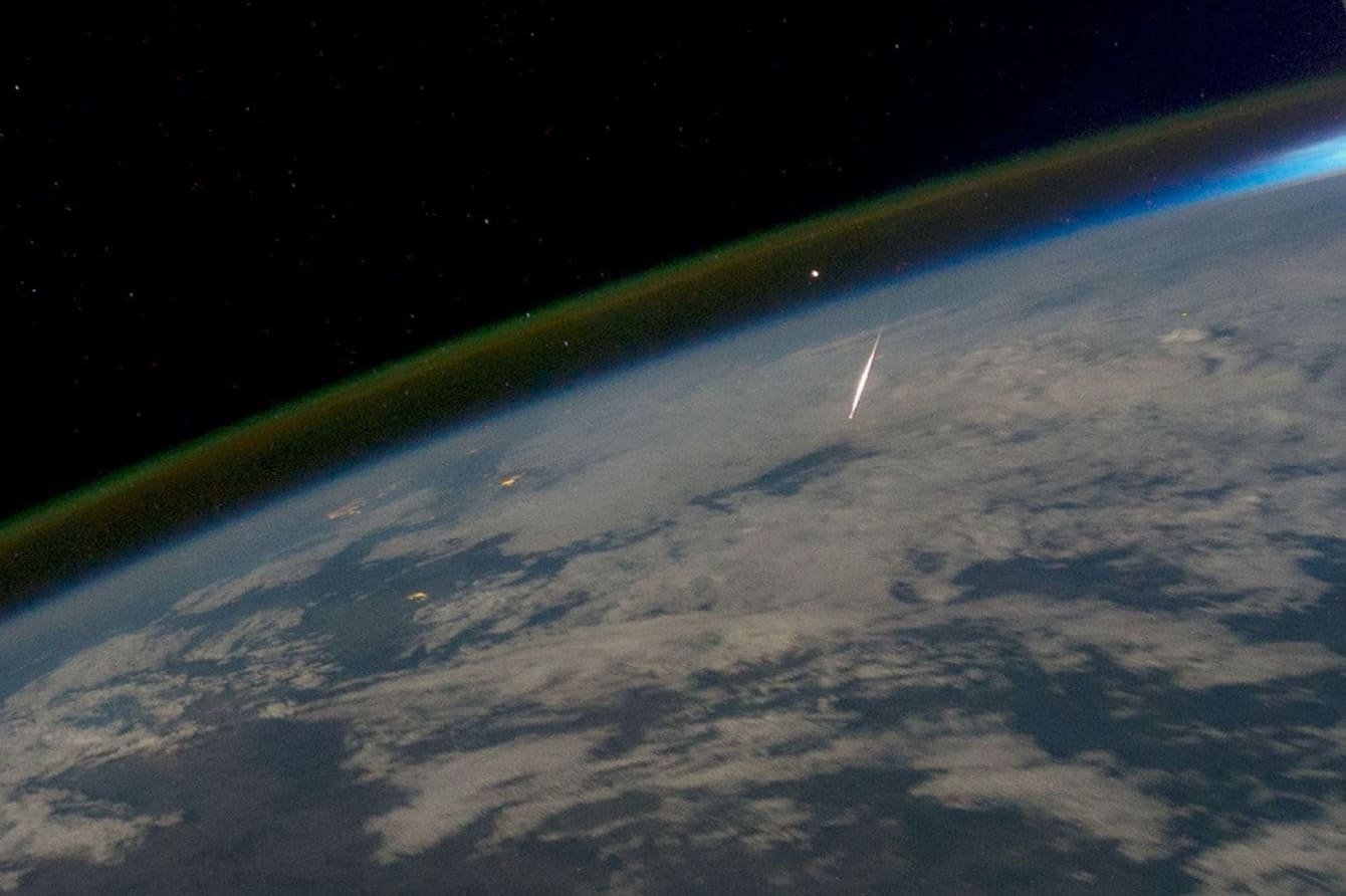 Метеороид, снятый с борта Международной космической станции / © NASA/Ron Garan