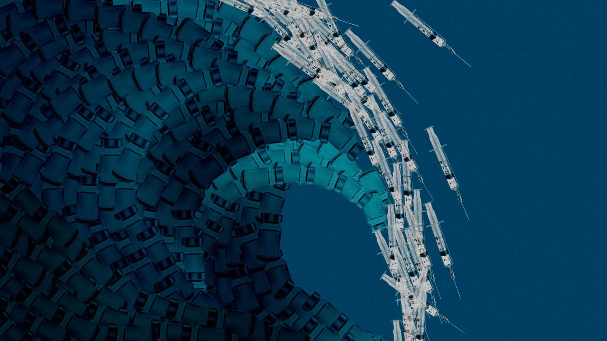 Спираль из медицинских шприцев, закрученная в спираль, напоминающая ДНК. / © Cassandra Willyard / MIT Technology Review