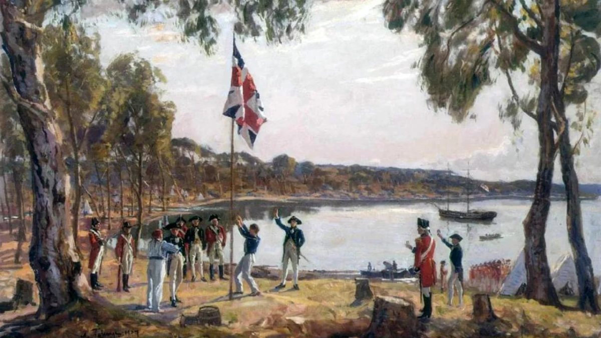 Артур Филлип (1736–1814), командующий Первым флотом, в 1788 году поднимает флаг в Сиднейской бухте в честь основания первой колонии в Австралии / © Pictorial Press Ltd via Alamy