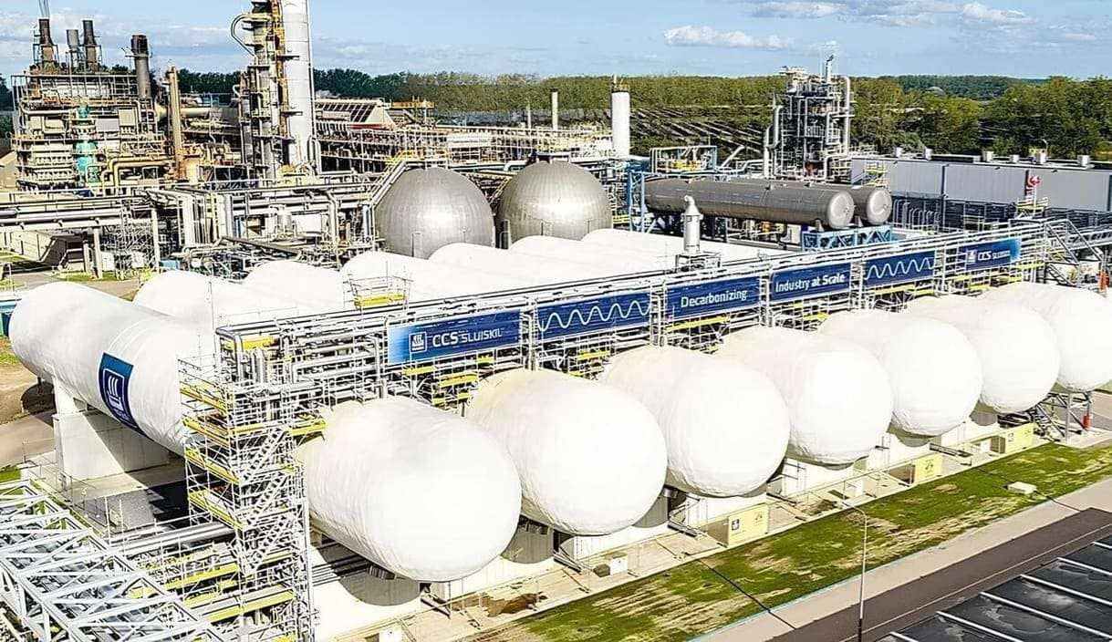 Yara Sluiskil сможет ежегодно улавливать и сжижать до 800 000 тонн CO₂ / © Yara